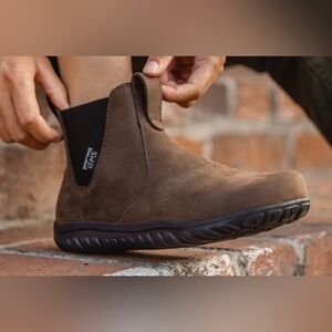 NEW! WOMEN'S CHELSEA BAREFOOT BOOT WATERPROOF